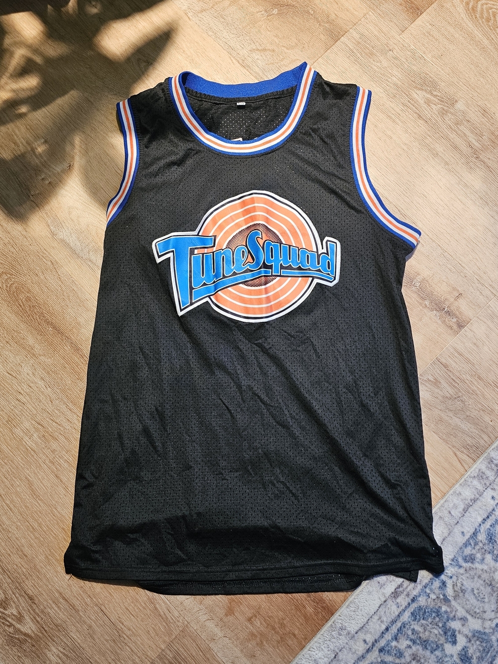 Tunesquad Space Jam Lola Bunny #10 Basketball Jersey Size Large Nba